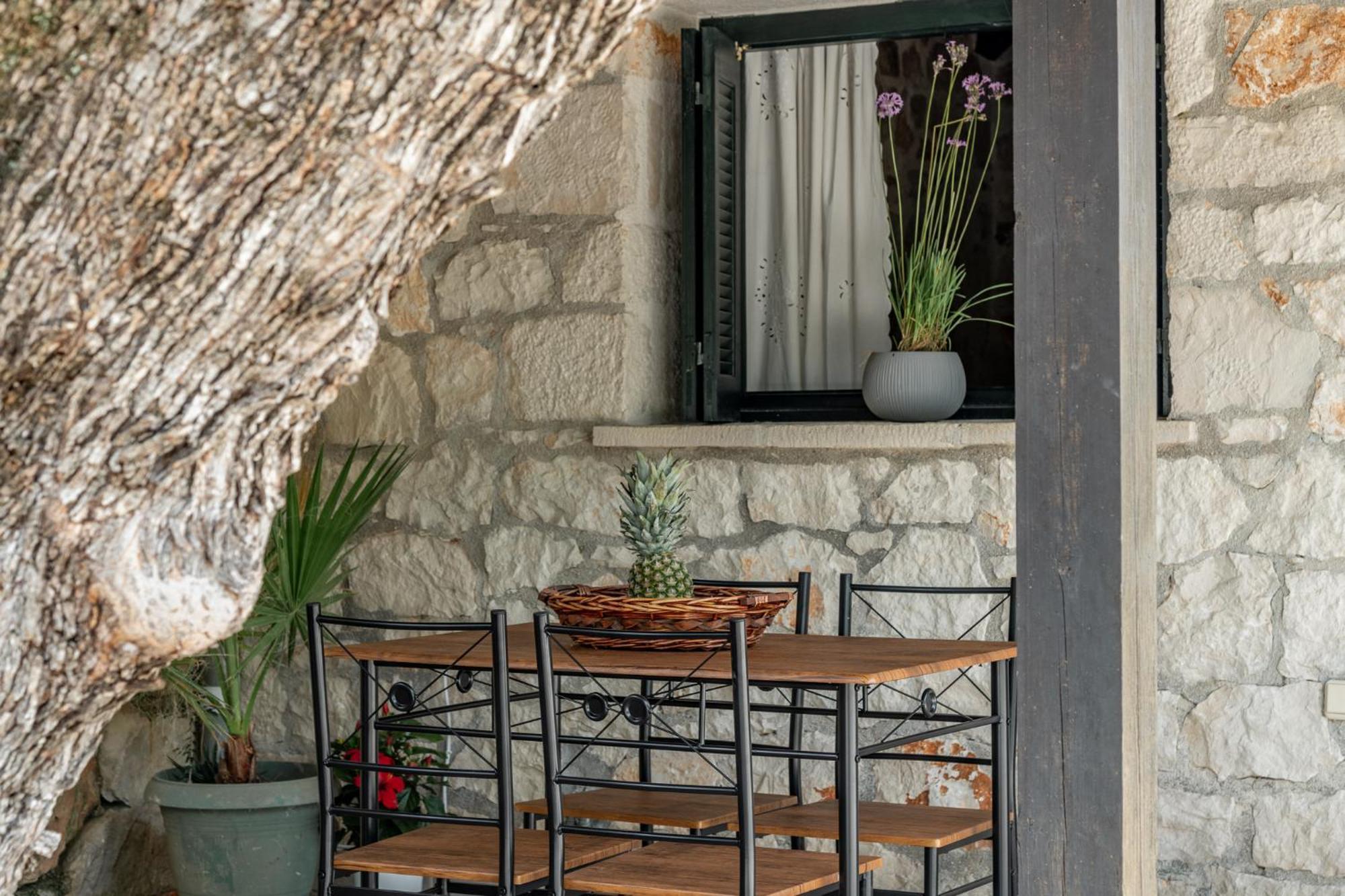 Orama Stone Apartments - Authentic Hospitality In A Historical Location, By Zantewize Exterior foto