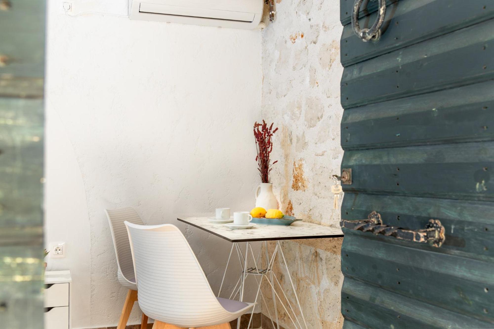 Orama Stone Apartments - Authentic Hospitality In A Historical Location, By Zantewize Quarto foto